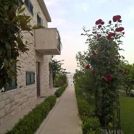 Apartments Dr. Vlasic Podstrana Exterior foto